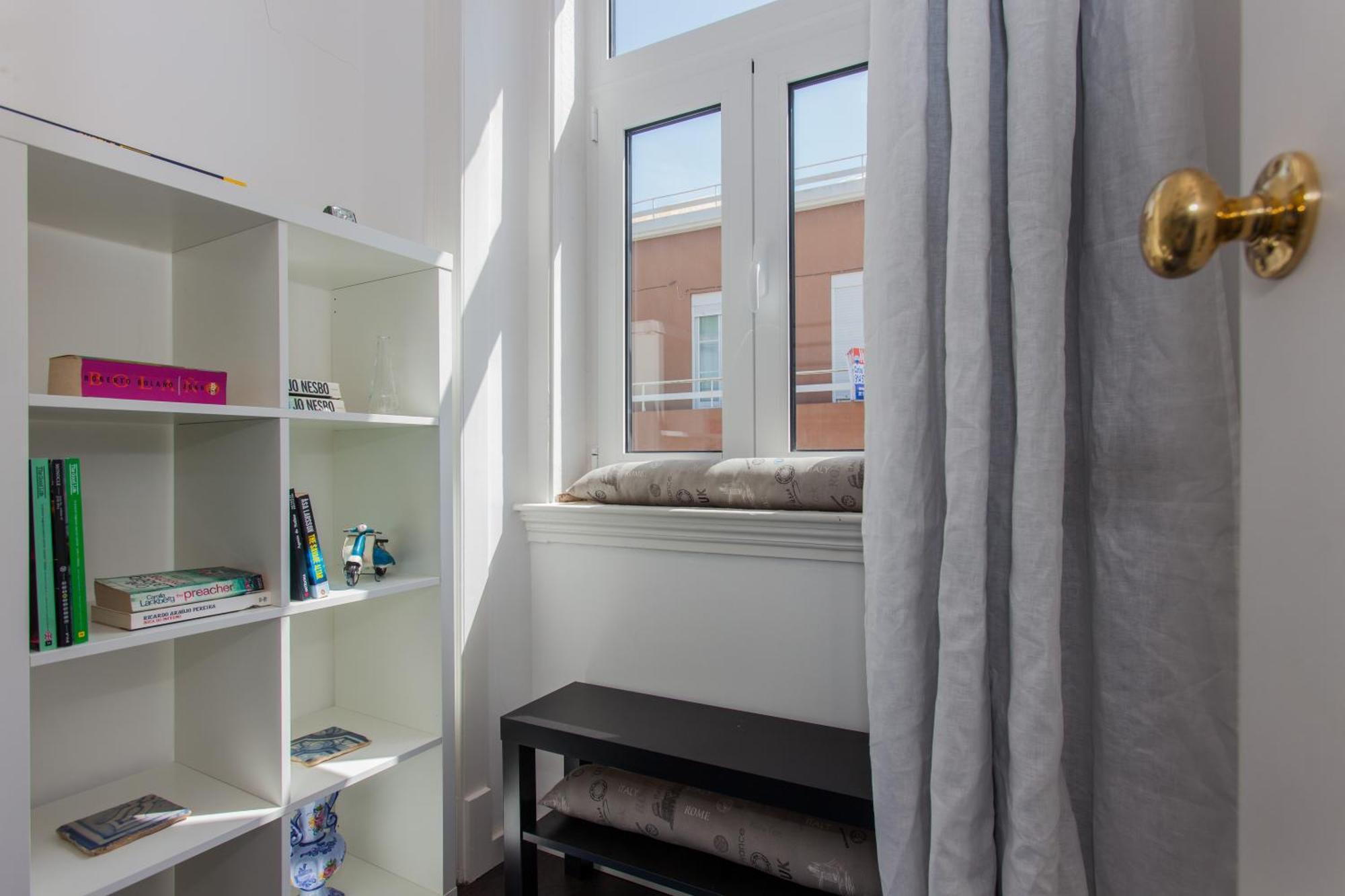 ליסבון Typical Light Filled Graca Apt W Ac, By Timecooler מראה חיצוני תמונה